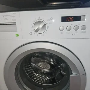 Washing Machine - Image 4