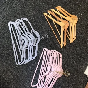 23 hangers