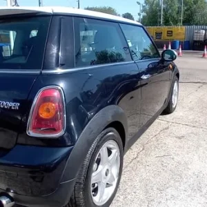 2007 MINI Hatch 1.6 Cooper 3dr HATCHBACK Petrol Manual - Image 8