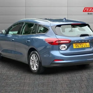 2022 Ford Focus 1.0 EcoBoost Hybrid Titanium 5-door Auto Estate - Image 2