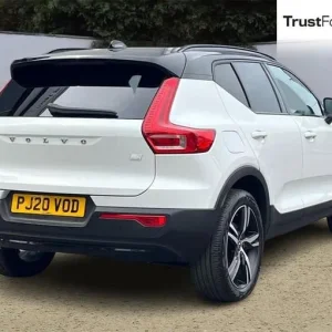 2020 Volvo XC40 Recharge PHEV R-Design 5-door estate - Image 4