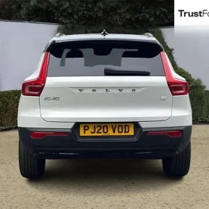 2020 Volvo XC40 Recharge PHEV R-Design 5-door estate - Image 7