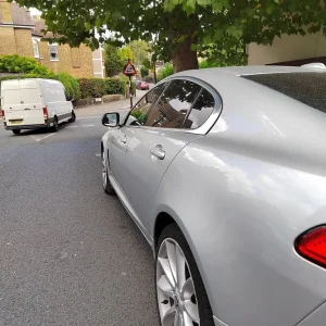 Jaguar XF 2012 2.2d Luxury Auto - Image 4