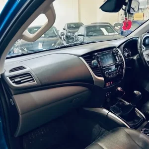 2017 Mitsubishi L200 Warrior Double Cab Diesel Manual - Image 7