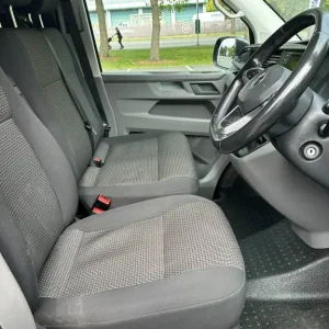 2020 Volkswagen Transporter 2.0 TDI 150 Highline Van DSG Panel Van Diesel Automatic - Image 2