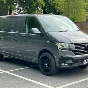 2020 Volkswagen Transporter 2.0 TDI 150 Highline Van DSG Panel Van Diesel Automatic - Image 3