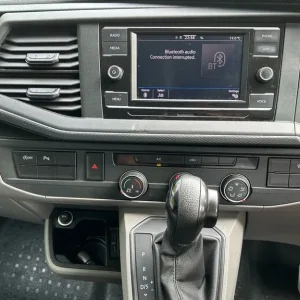 2020 Volkswagen Transporter 2.0 TDI 150 Highline Van DSG Panel Van Diesel Automatic - Image 6