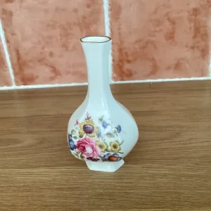 Royal Worcester bone china vase - Image 3