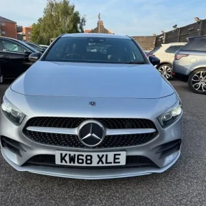2018 Mercedes-Benz A-Class 1.3 AMG Line 7G-DCT Euro 6 5-door hatchback - Image 4