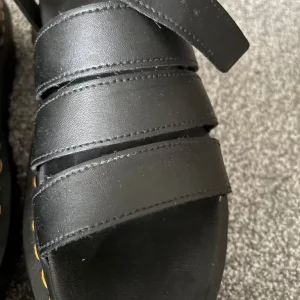 Dr Martens Blaire Sandals Size 5 - Image 3