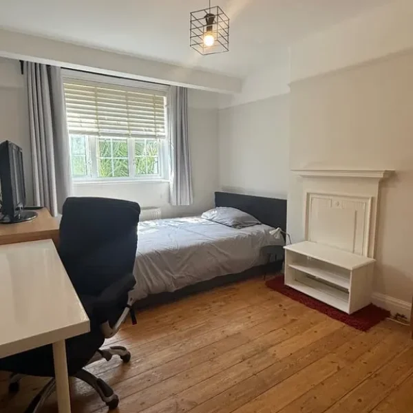 Double room for one person