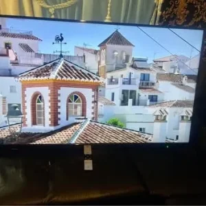 65 inch Toshiba UHD smart TV - Image 8