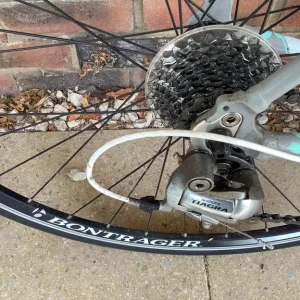 Small frame ladies road bike - Image 7