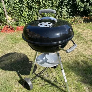 Weber Compact Kettle Charcoal Grill - Image 3