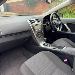 2012 Toyota Avensis TR Valvematic 4-Door Petrol - Image 8