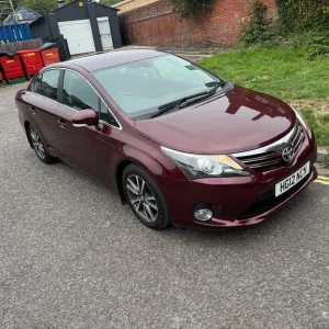 2012 Toyota Avensis TR Valvematic 4-Door Petrol