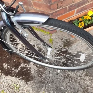 ALUMINIUM RALEIGH METRO LX GIRLS/LADIES HYBRID BIKE - Image 7