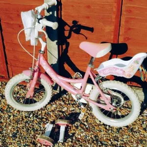 Girls Bike - 10 inch frame, 14 inch wheels - Image 6