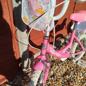 Girls Bike - 10 inch frame, 14 inch wheels - Image 7