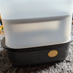 Tommee Tippee Steam Bottle Steriliser - Image 2