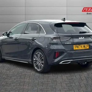 2024 Kia Ceed 1.5T GDi ISG GT-Line S 5-door Hatchback - Image 2