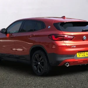 2022 BMW X2 xDrive 20i Sport 5-door Hatchback - Image 2