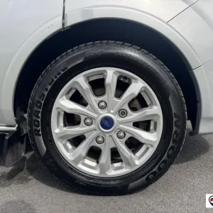 2018 Ford Tourneo Custom 2.0 EcoBlue Titanium Minibus - Image 6