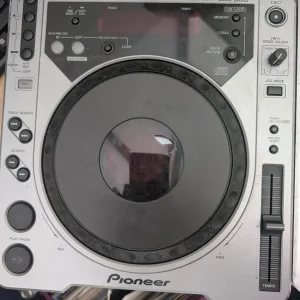 Pioneer CDJ-800 and CDJ-800MK2 – Both Working – Warminster, Wiltshire