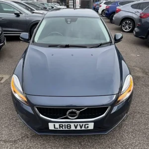 2018 Volvo V40 2.0 D2 Momentum Nav Plus Auto Diesel Hatchback - Image 7