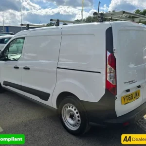 2018 Ford Transit Connect 1.5 TDCi 240 with 5-speed manual - Image 8