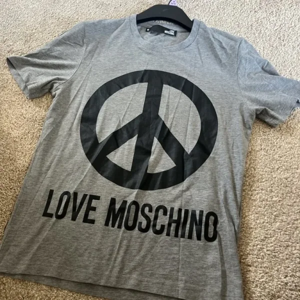Moschino Love Men's T-Shirt Size M Full Logo