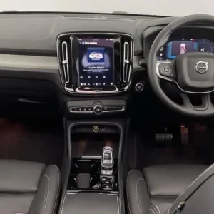 2024 Volvo XC40 Ultra B4 Mild Hybrid SUV – Bright Finish - Image 8