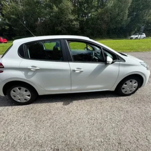 PEUGEOT 208 1.2 VTi Access+ 2014 - Image 4