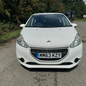 PEUGEOT 208 1.2 VTi Access+ 2014 - Image 5