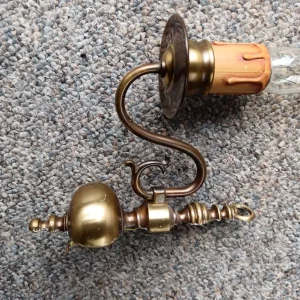 Pair of single vintage brass wall lights - Image 6