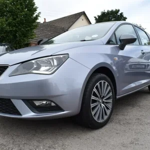 2016 SEAT Ibiza TSI CONNECT Hatchback Petrol Manual - Image 3