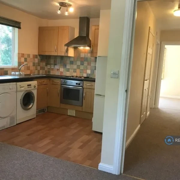 1 bedroom flat in Nash Mews, clynderwen, Pembrokeshire (1 bed)