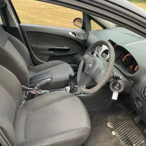 2009 Vauxhall Corsa 1.2L Manual 5-door - Image 7