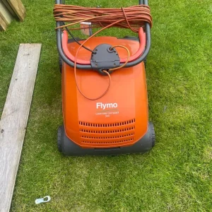 Flymo lawn rake