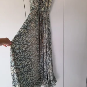 Women's summer dress - Image 2