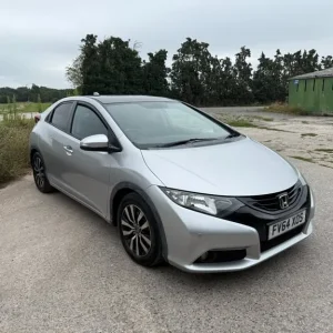 2015 Honda Civic 1.6 i-DTEC SR 5-door hatchback diesel manual - Image 6