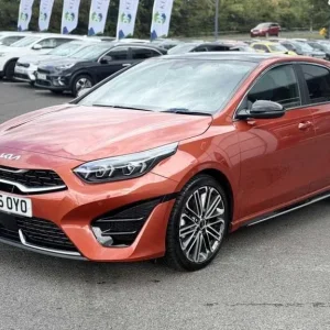 2025 Kia Ceed 1.5T GDi ISG 138 GT-Line S 5-door Hatchback - Image 3