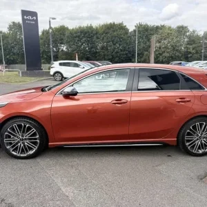 2025 Kia Ceed 1.5T GDi ISG 138 GT-Line S 5-door Hatchback - Image 5
