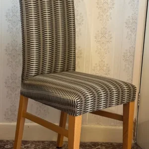 Bespoke solid Maple dining table with 10 chairs - Image 4