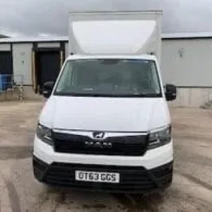 2020 Man TGE Boxvan 6-speed manual 35k miles - Image 2