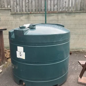 2400 litre oil tank