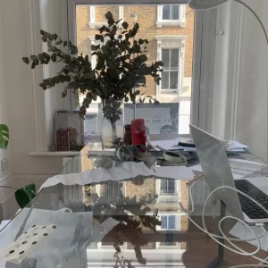 90cm x 200cm glass table - Image 2