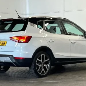 2020 SEAT Arona 1.0 TSI GPF XCELLENCE Lux SUV - Image 3