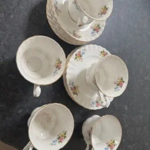 Vintage Richmond Bone China Pink Roses Set of 5 cups - 6 tea plate and 6 saucers