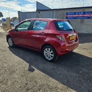 Toyota Yaris 1.3 Dual VVT-i T Spirit 2012 - Image 4